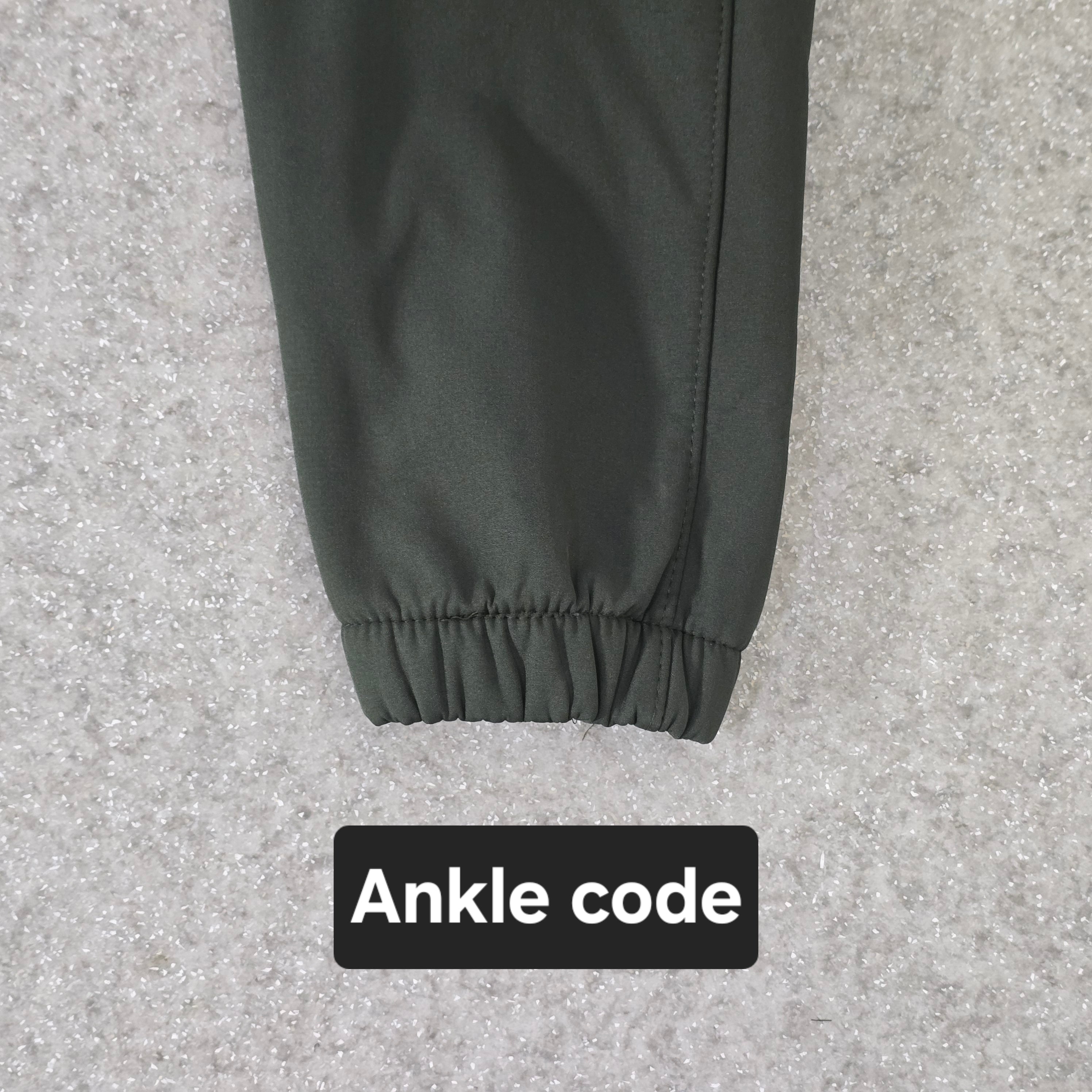 Defender 1 Waterproof Cargo Pants